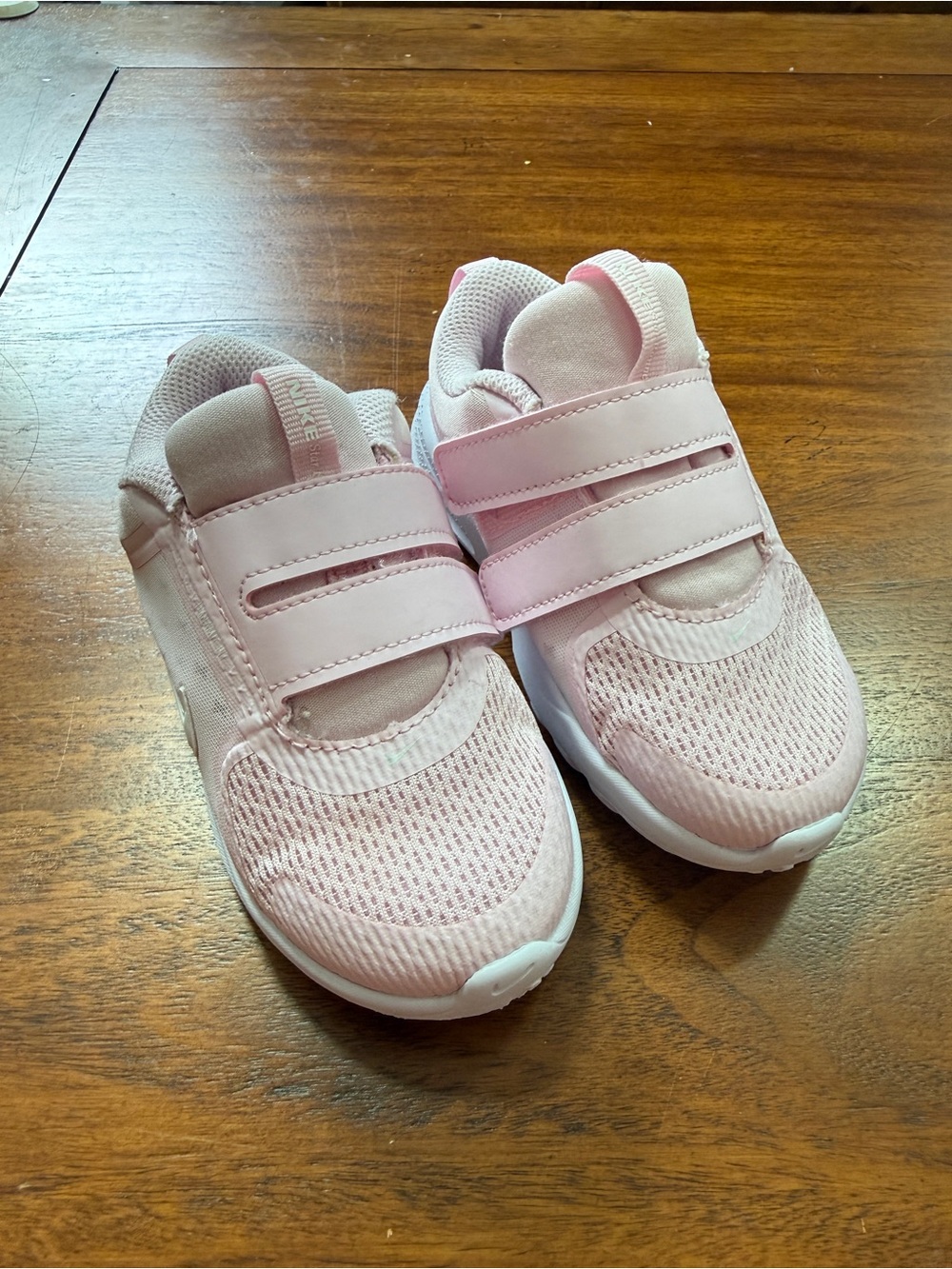 Nike Star Runner 5 - Size 8.5